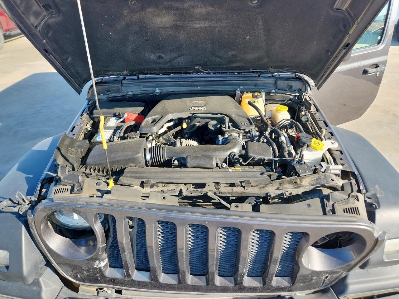 2018 Jeep Wrangler Unlimited Sport VIN: 1C4HJXDG2JW246160 Lot: 85196775