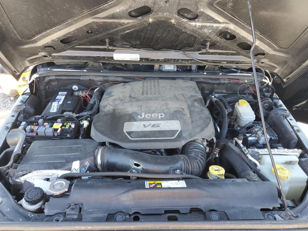 2015 Jeep Wrangler Unlimited Sport VIN: 1C4BJWDGXFL577111 Lot: 81994135