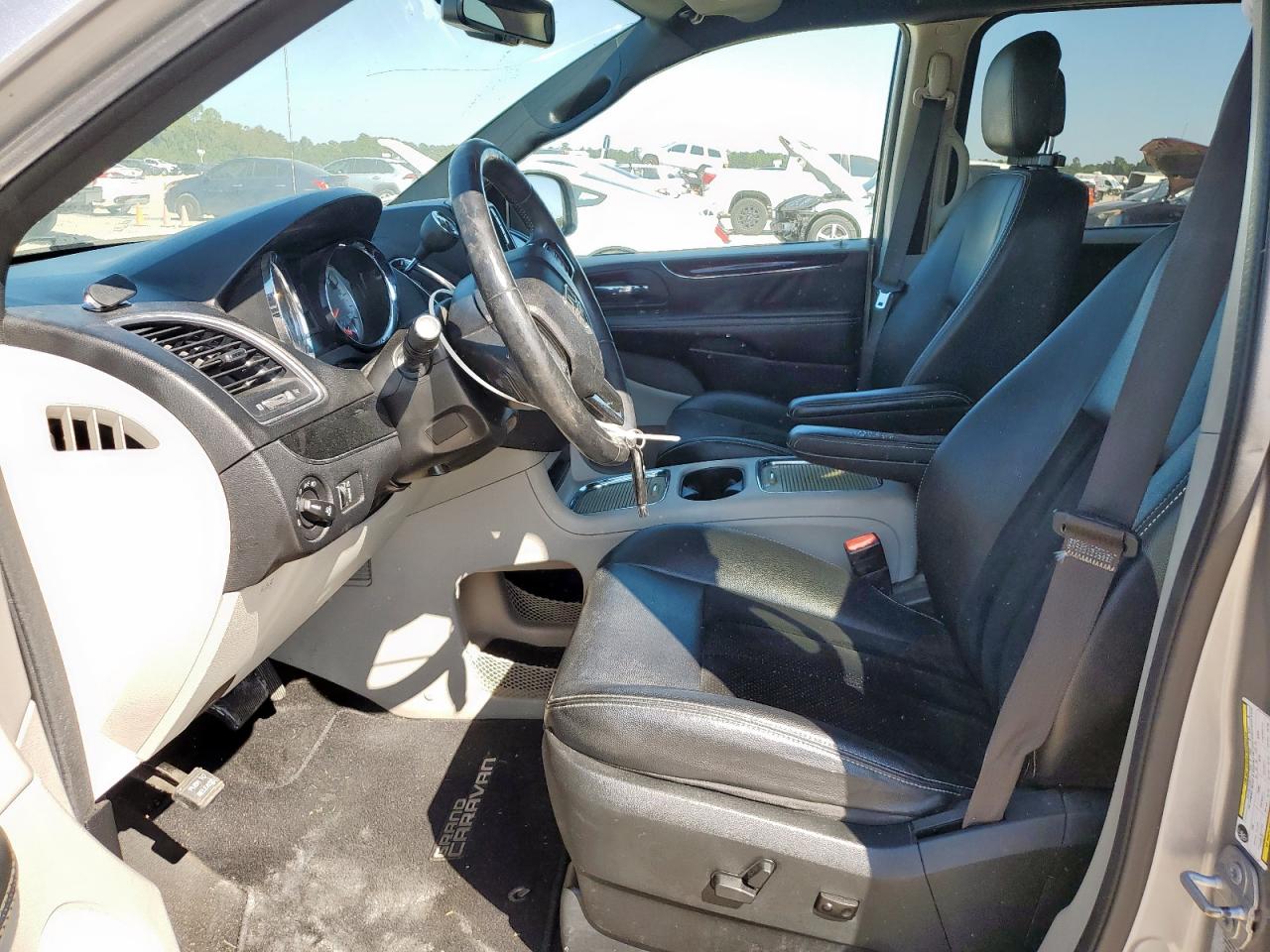 2017 Dodge Grand Caravan Sxt VIN: 2C4RDGCG3HR800418 Lot: 86146905