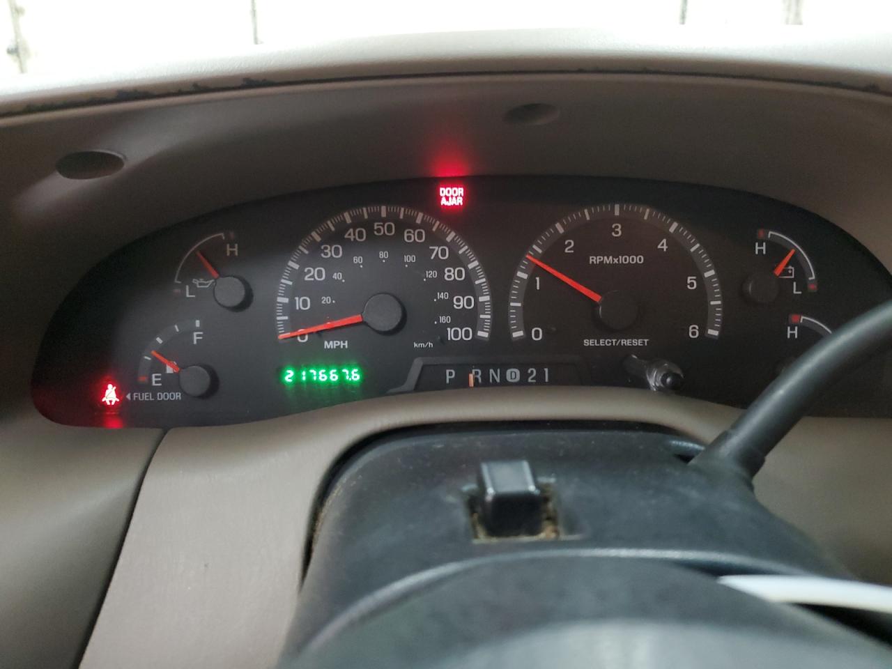 2000 Ford F150 VIN: 1FTRX18L2YNB42369 Lot: 85700955