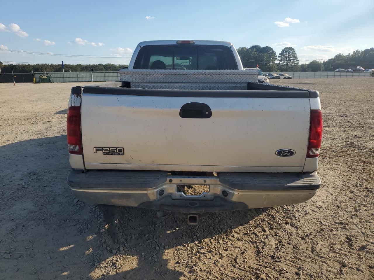1999 Ford F250 Super Duty VIN: 1FTNX21L0XEE08131 Lot: 87463295