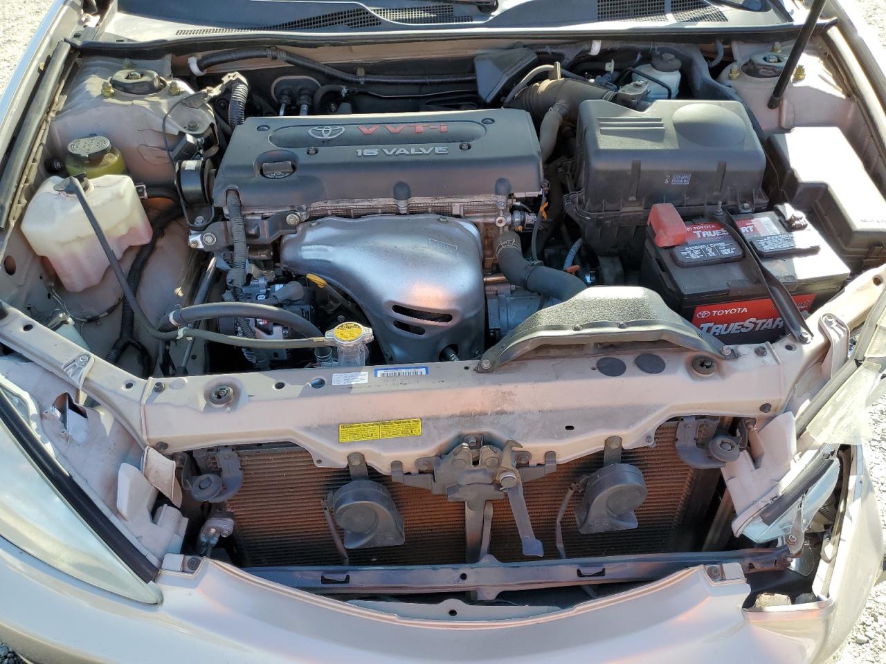 2004 Toyota Camry Le VIN: 4T1BE32K14U880419 Lot: 85531455