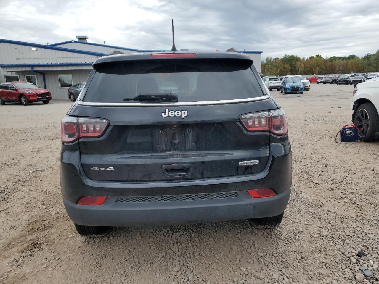 2018 Jeep Compass Latitude VIN: 3C4NJDBB3JT246005 Lot: 85487115