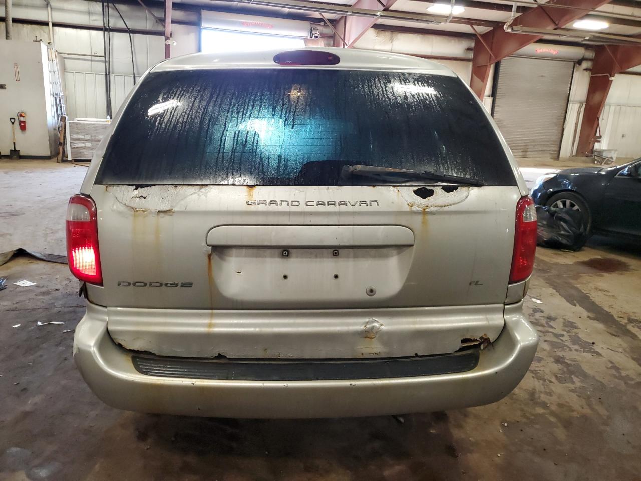 2002 Dodge Grand Caravan El VIN: 1B4GP34392B575475 Lot: 82430855