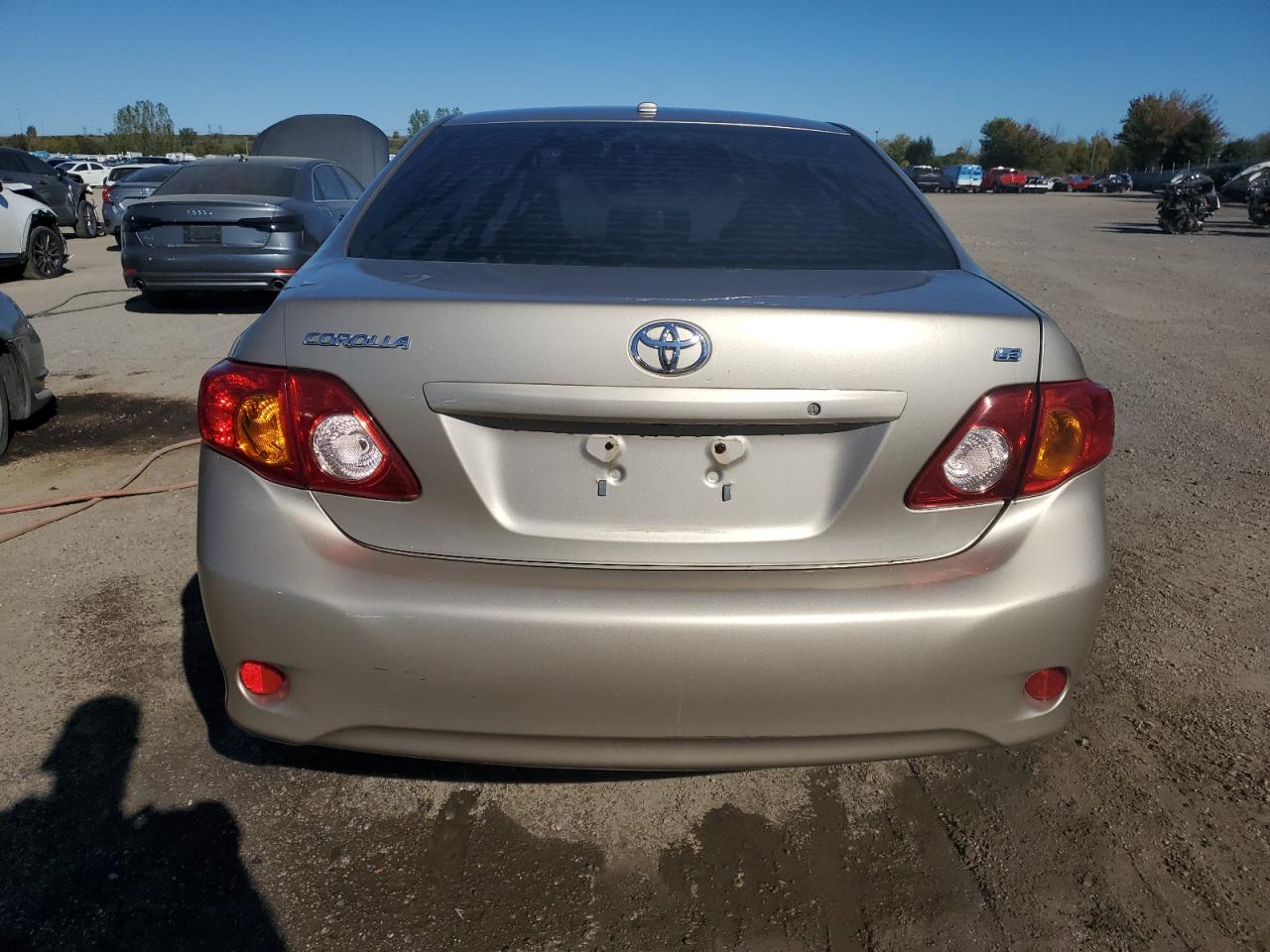 2010 Toyota Corolla Base VIN: 2T1BU4EE9AC282350 Lot: 84269425