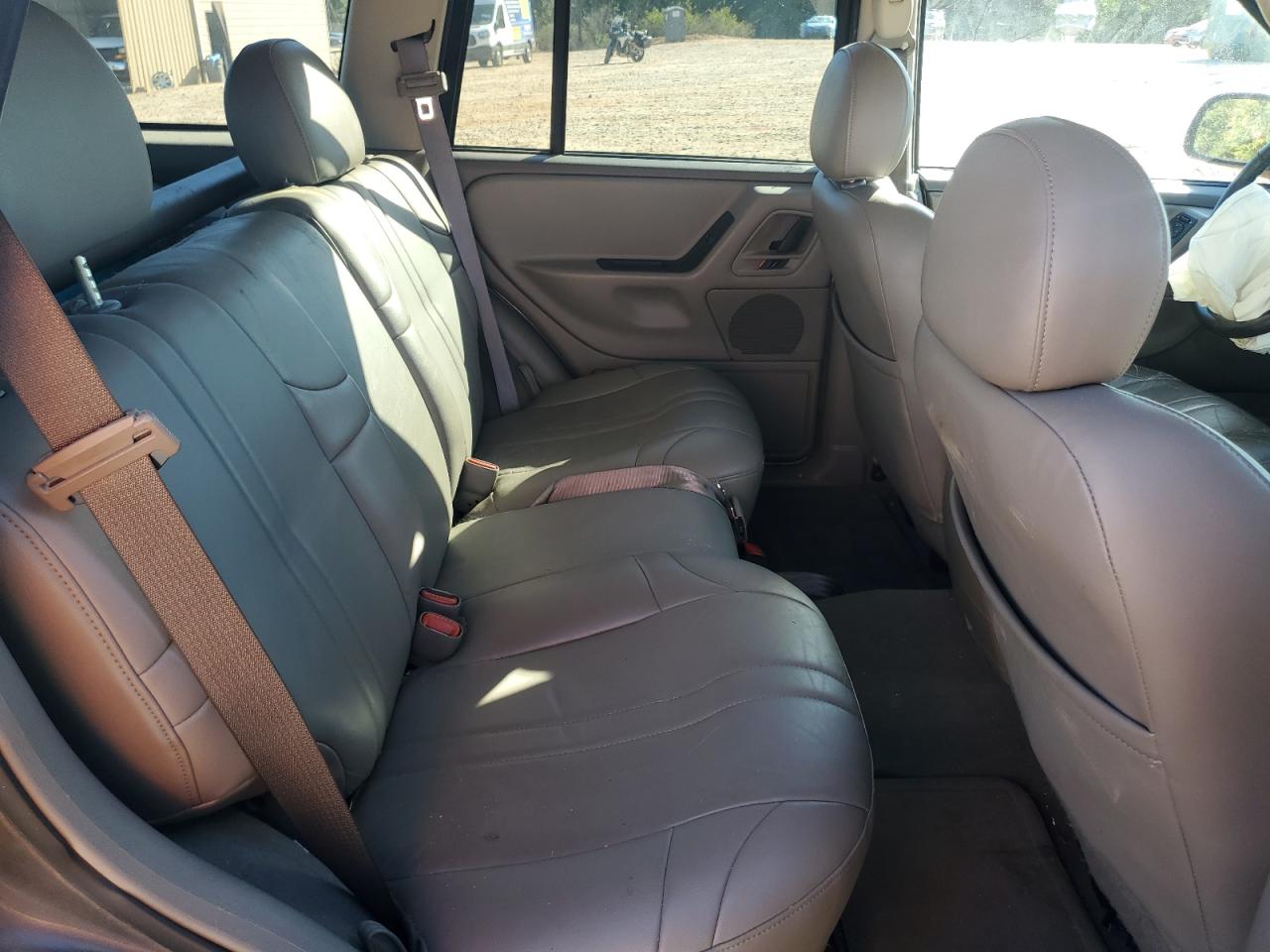 2004 Jeep Grand Cherokee Laredo VIN: 1J4GW48S44C358498 Lot: 86464385