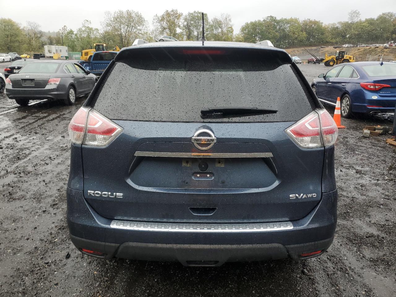 2015 Nissan Rogue S VIN: KNMAT2MV5FP571030 Lot: 85762065