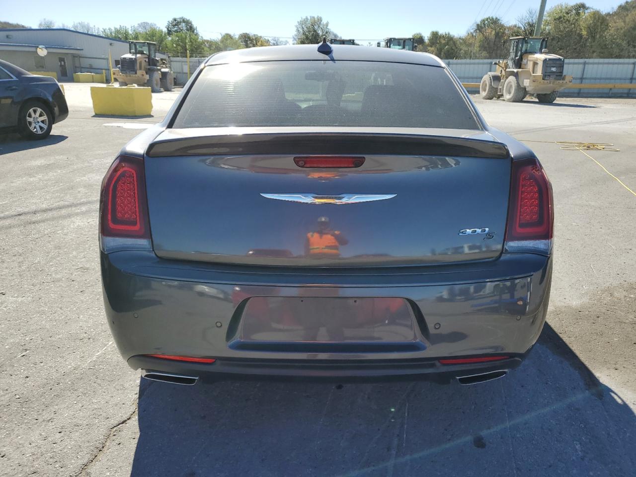 2019 Chrysler 300 S VIN: 2C3CCABG8KH712490 Lot: 82644755