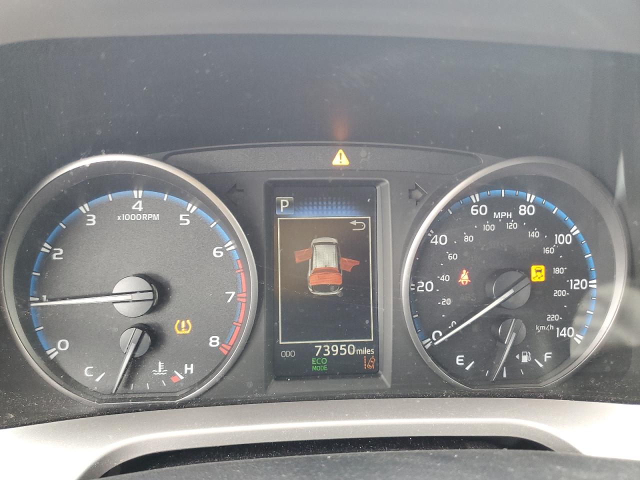 2018 Toyota Rav4 Le VIN: JTMBFREV9JJ226100 Lot: 82005705