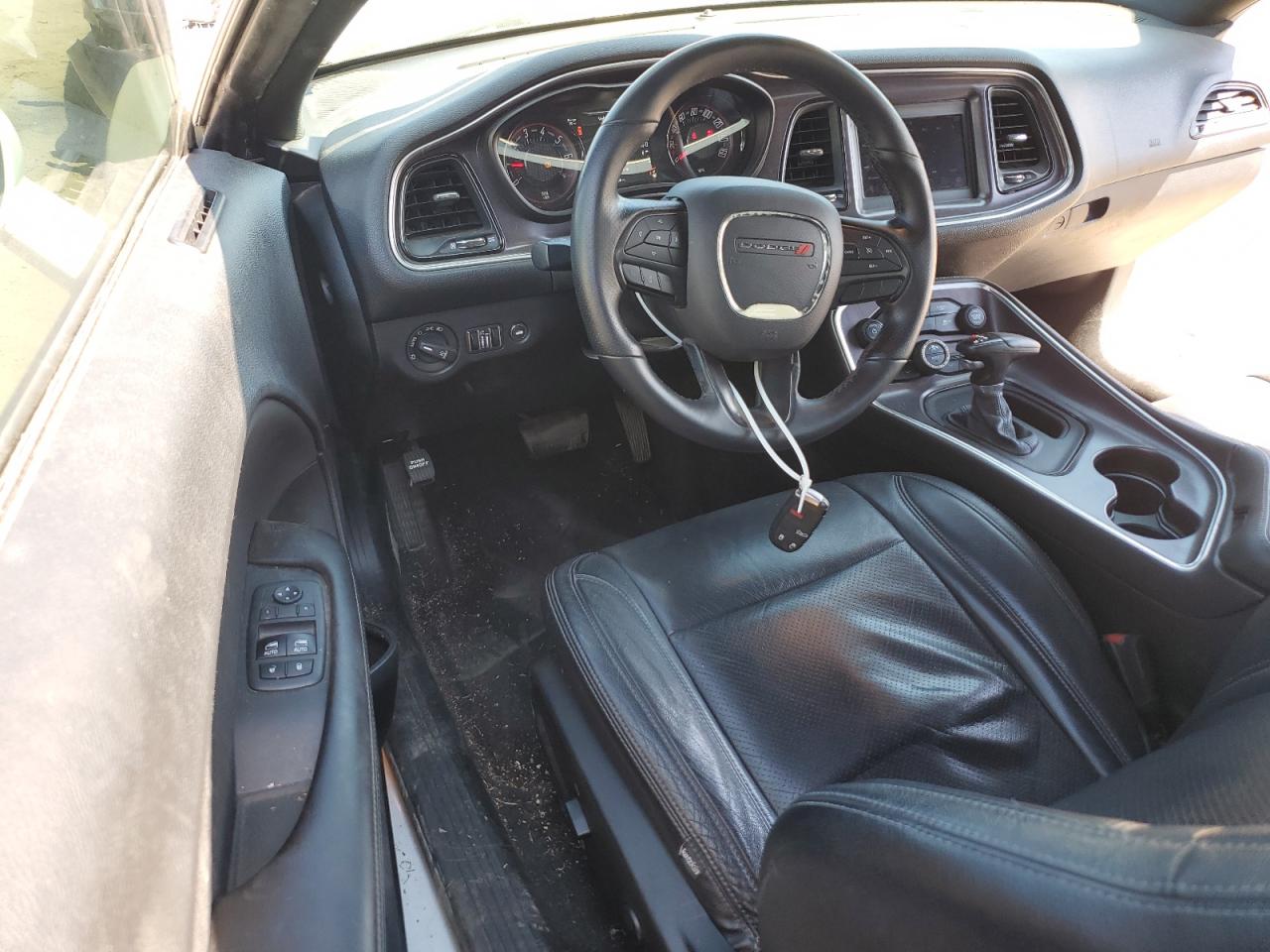 2018 Dodge Challenger Sxt VIN: 2C3CDZAG0JH142058 Lot: 81786165