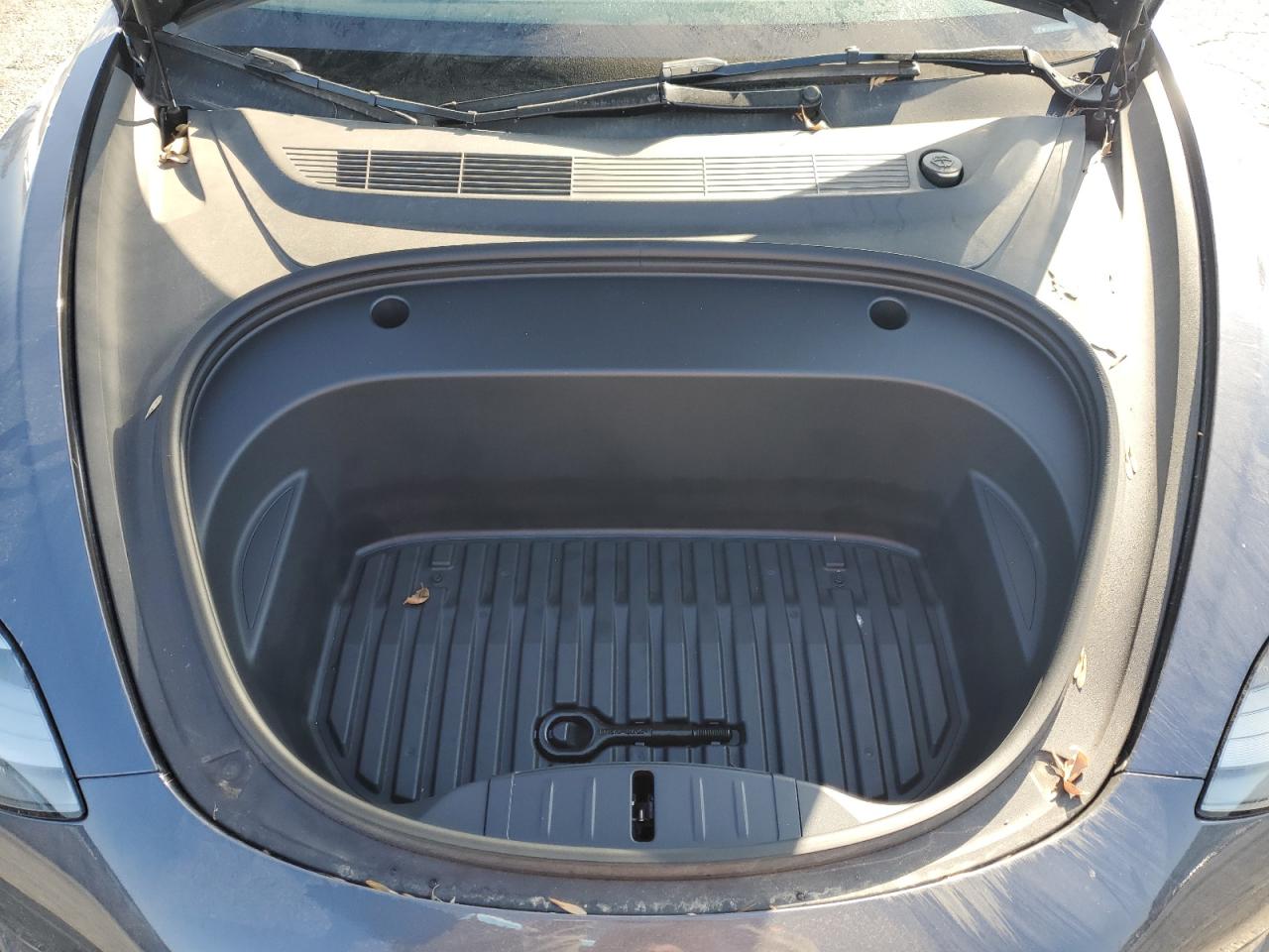 2023 Tesla Model 3 VIN: 5YJ3E1EA1PF699270 Lot: 84962325