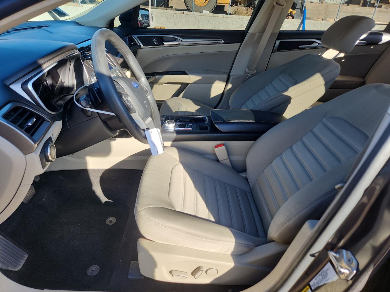 2019 Ford Fusion Se VIN: 3FA6P0T96KR230764 Lot: 85717405