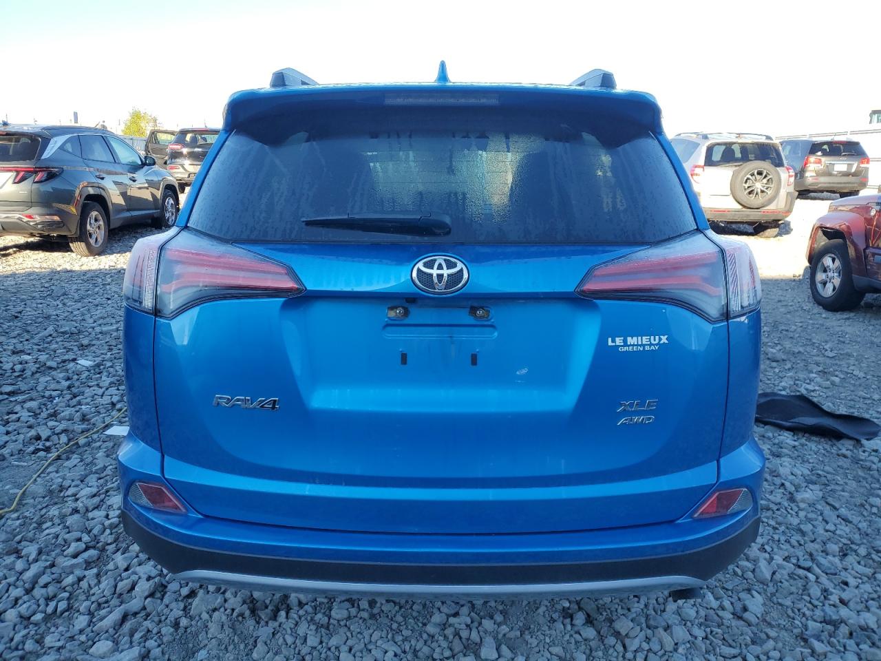2017 Toyota Rav4 Xle VIN: JTMRFREV9HJ141721 Lot: 82329695