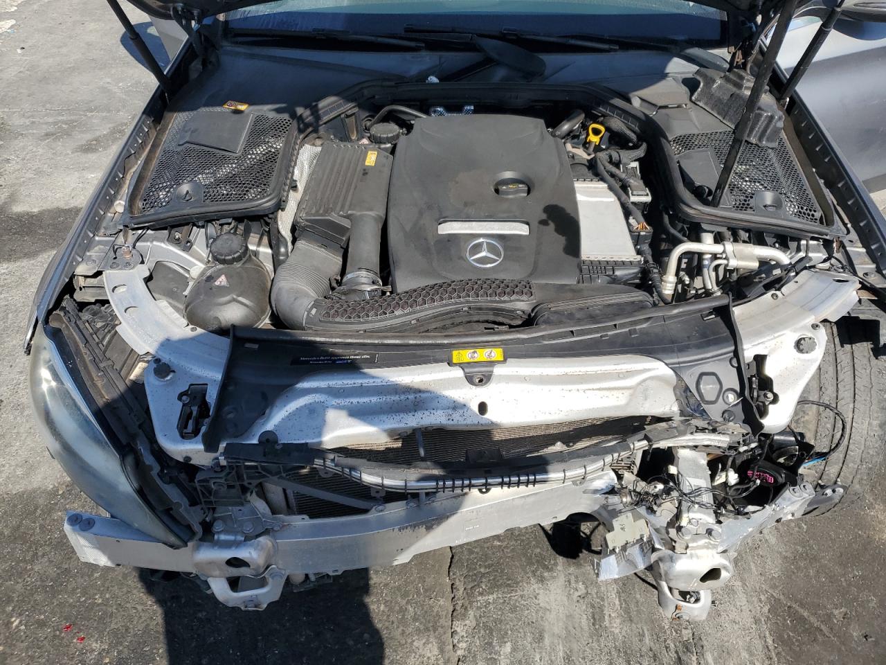 2016 Mercedes-Benz C 300 VIN: 55SWF4JB3GU158133 Lot: 89739525