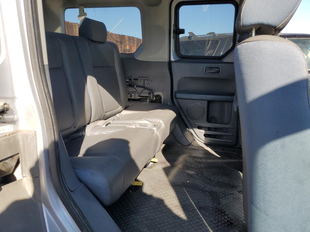 2005 Honda Element Lx VIN: 5J6YH28305L027155 Lot: 82191655