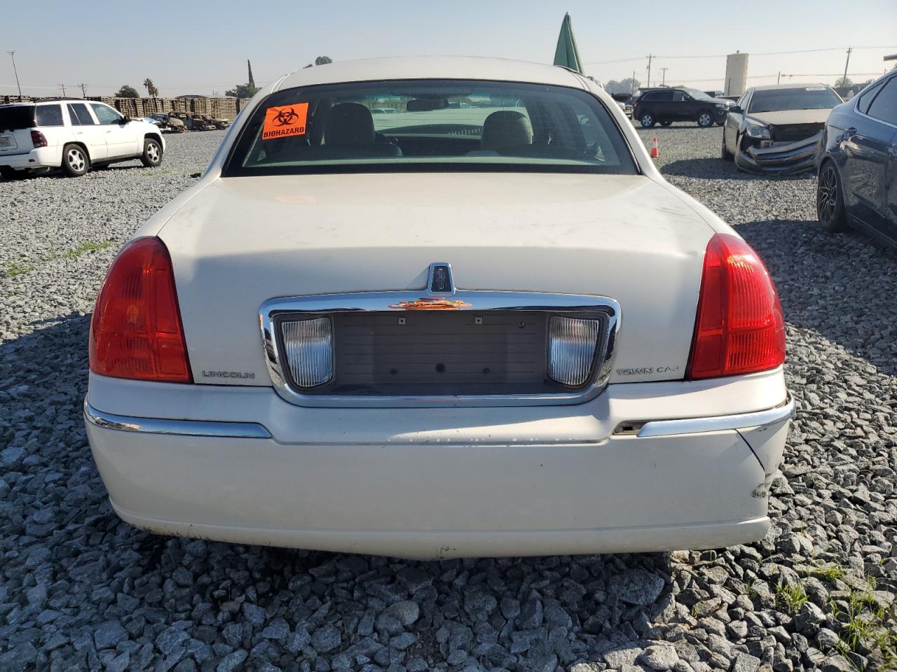 2006 Lincoln Town Car Signature Limited VIN: 1LNHM82W16Y627884 Lot: 87058755