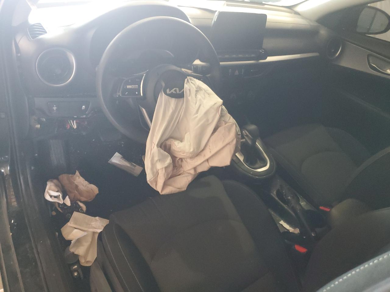 2023 Kia Forte Lx VIN: 3KPF24AD3PE677428 Lot: 82274215