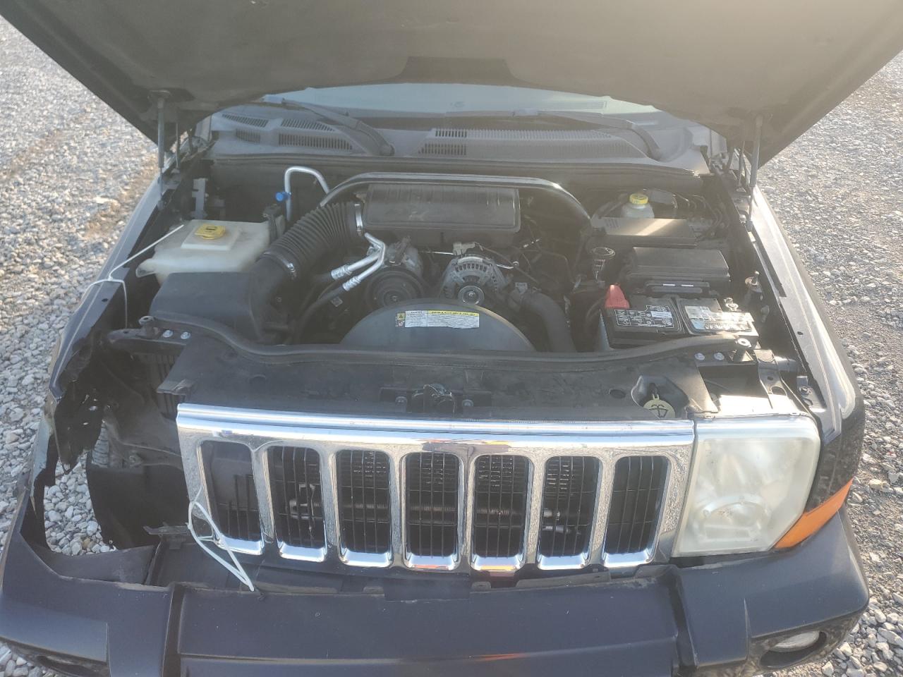 2008 Jeep Commander Sport VIN: 1J8HH48K78C117733 Lot: 87203345