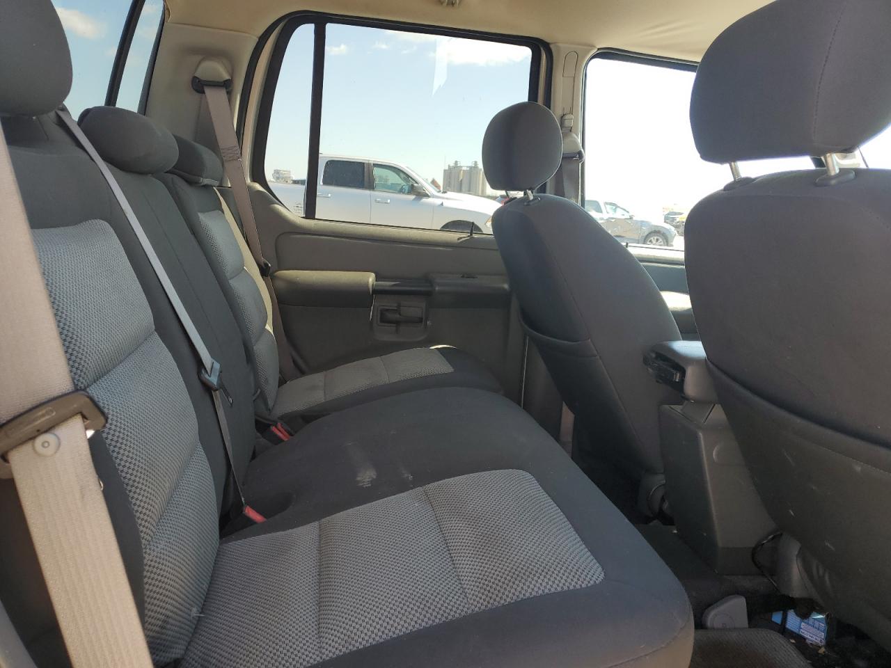 2005 Ford Explorer Sport Trac VIN: 1FMZU67K15UB77996 Lot: 85864905