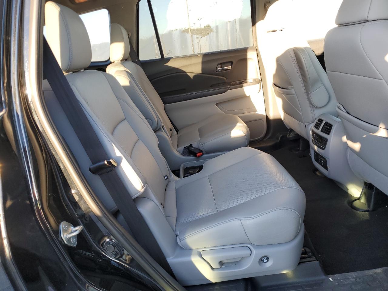 2019 Honda Pilot Elite VIN: 5FNYF6H07KB086243 Lot: 82694995