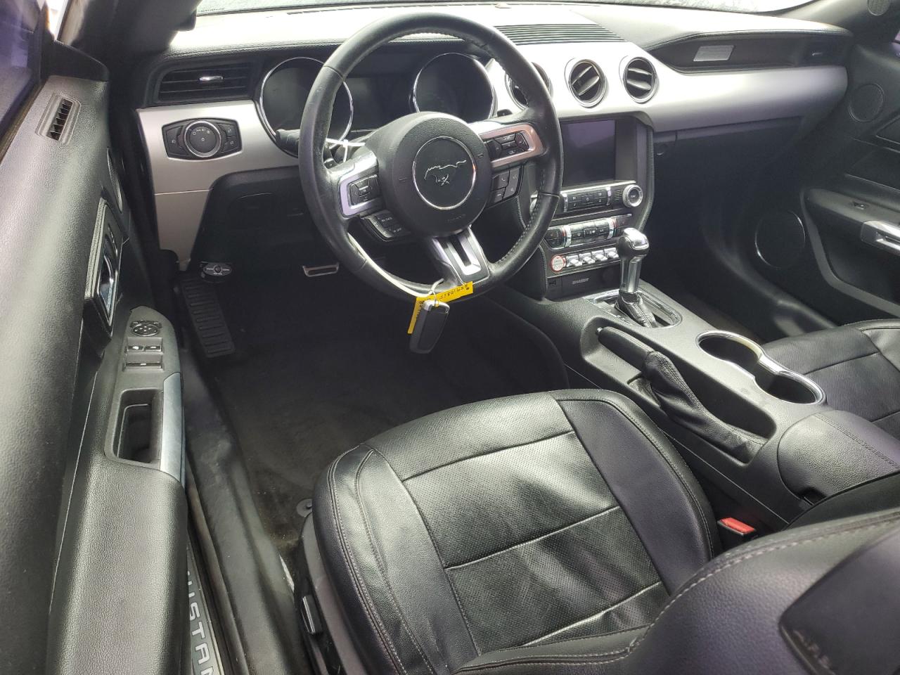 2017 Ford Mustang VIN: 1FATP8UH6H5220271 Lot: 85910865