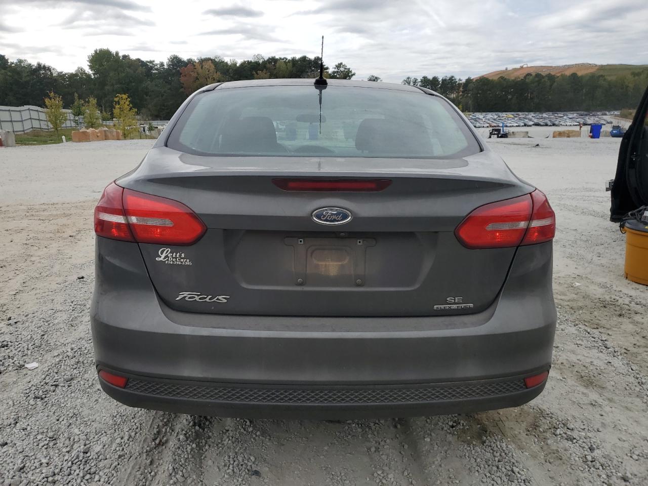 2016 Ford Focus Se VIN: 1FADP3F23GL292393 Lot: 85840675