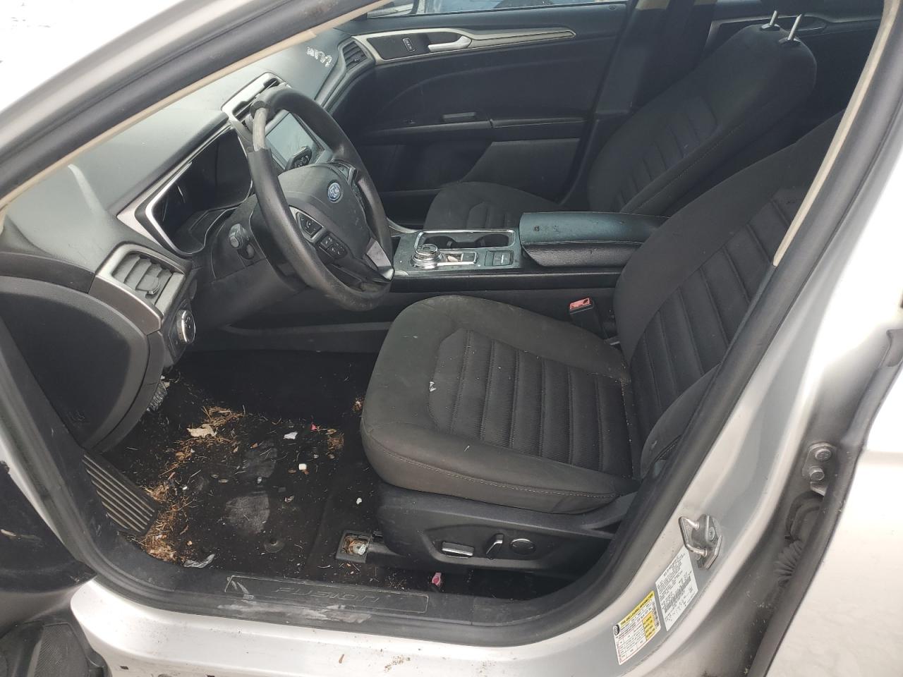 2019 Ford Fusion Se VIN: 3FA6P0LU5KR110619 Lot: 85672415