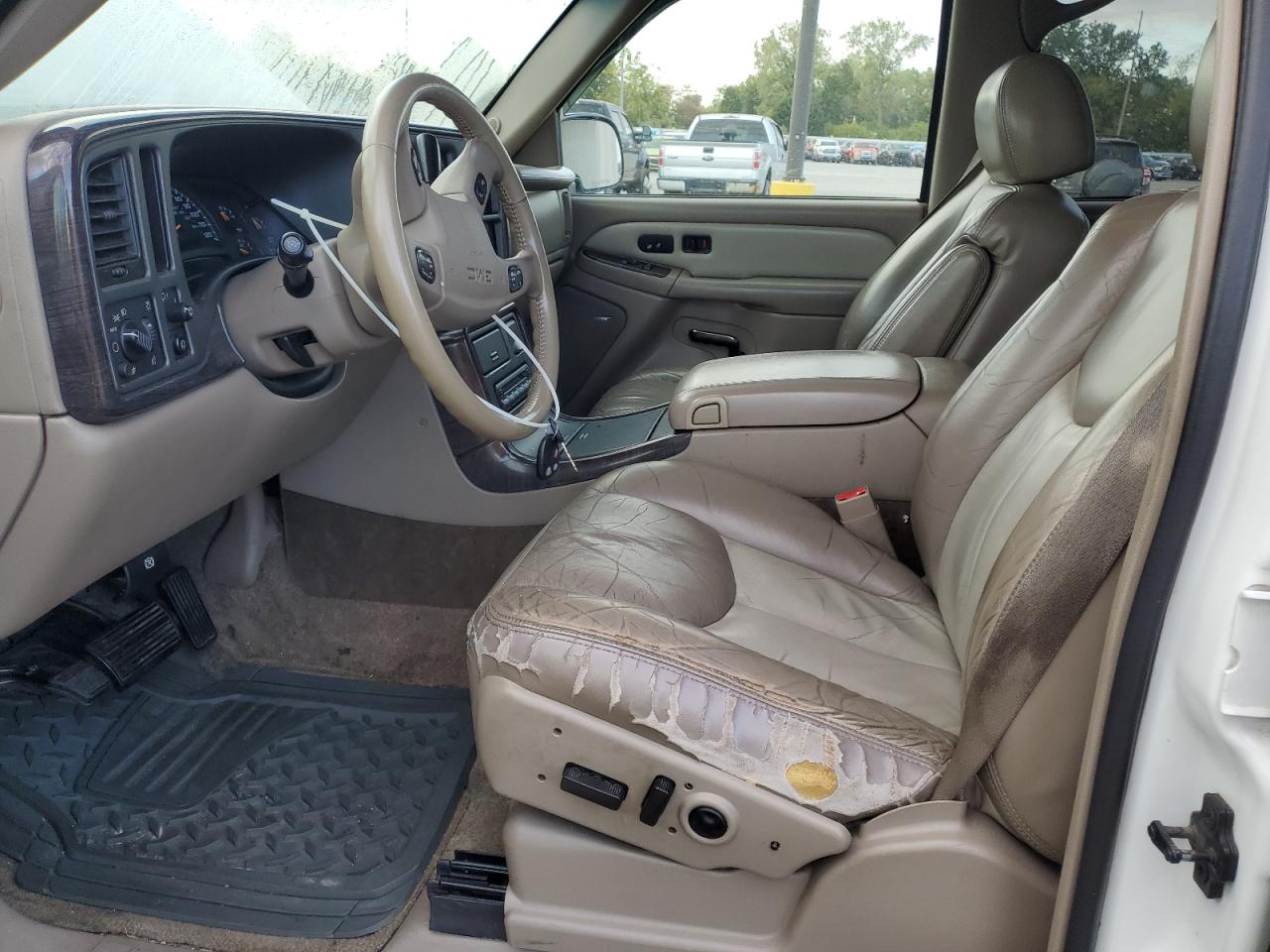 2003 GMC Yukon Denali VIN: 1GKEK63U03J314882 Lot: 85525015