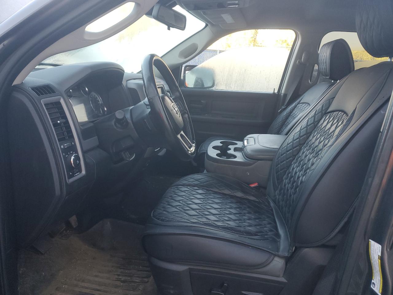 2019 Ram 1500 Classic Tradesman VIN: 3C6RR7KT9KG682783 Lot: 86211795