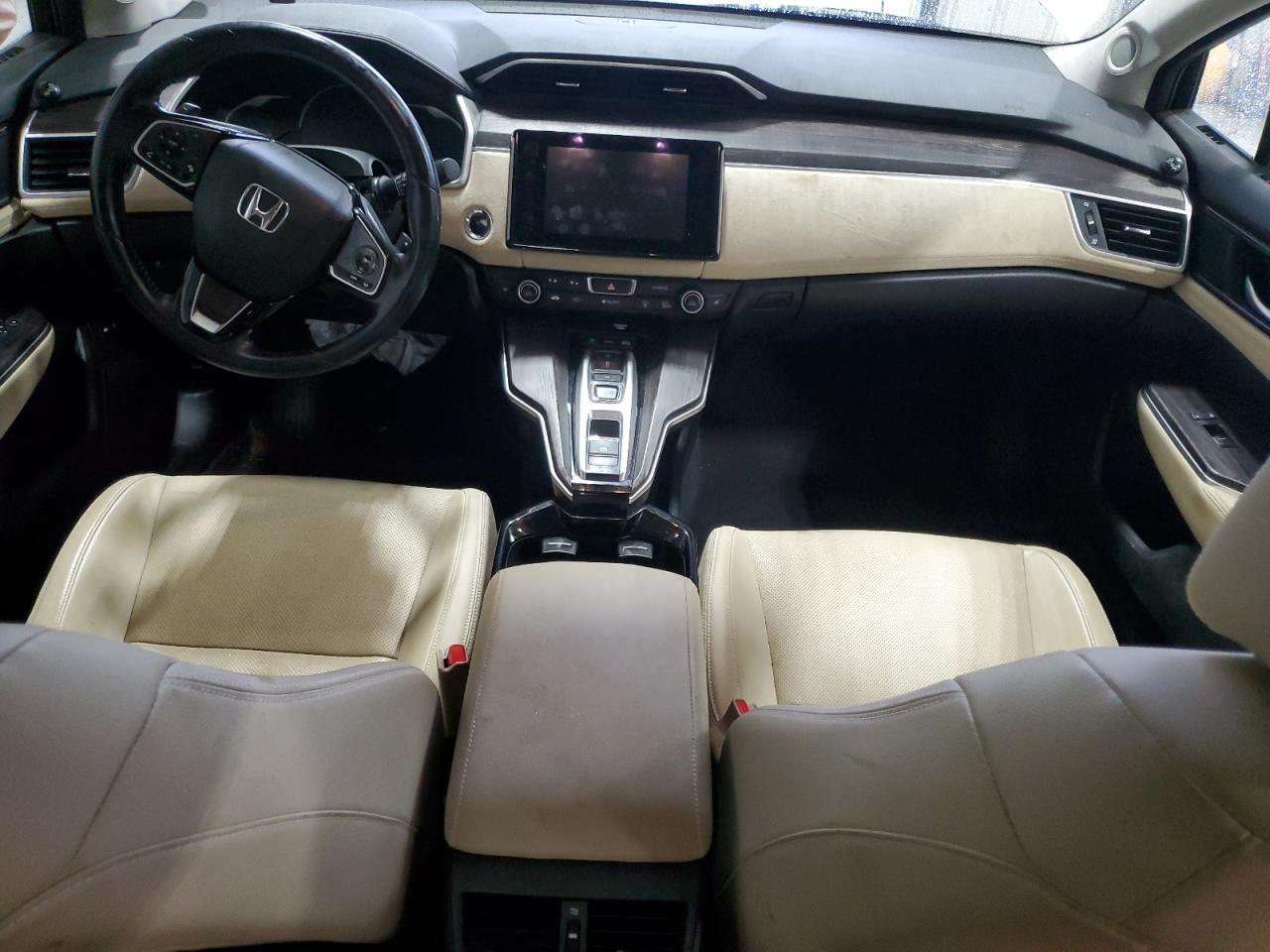2018 Honda Clarity Touring VIN: JHMZC5F38JC009721 Lot: 90234765
