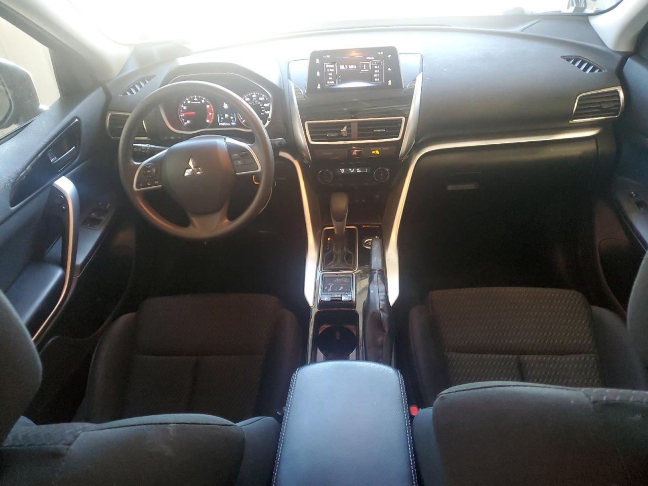 2018 Mitsubishi Eclipse Cross Le VIN: JA4AT4AAXJZ043634 Lot: 85700135