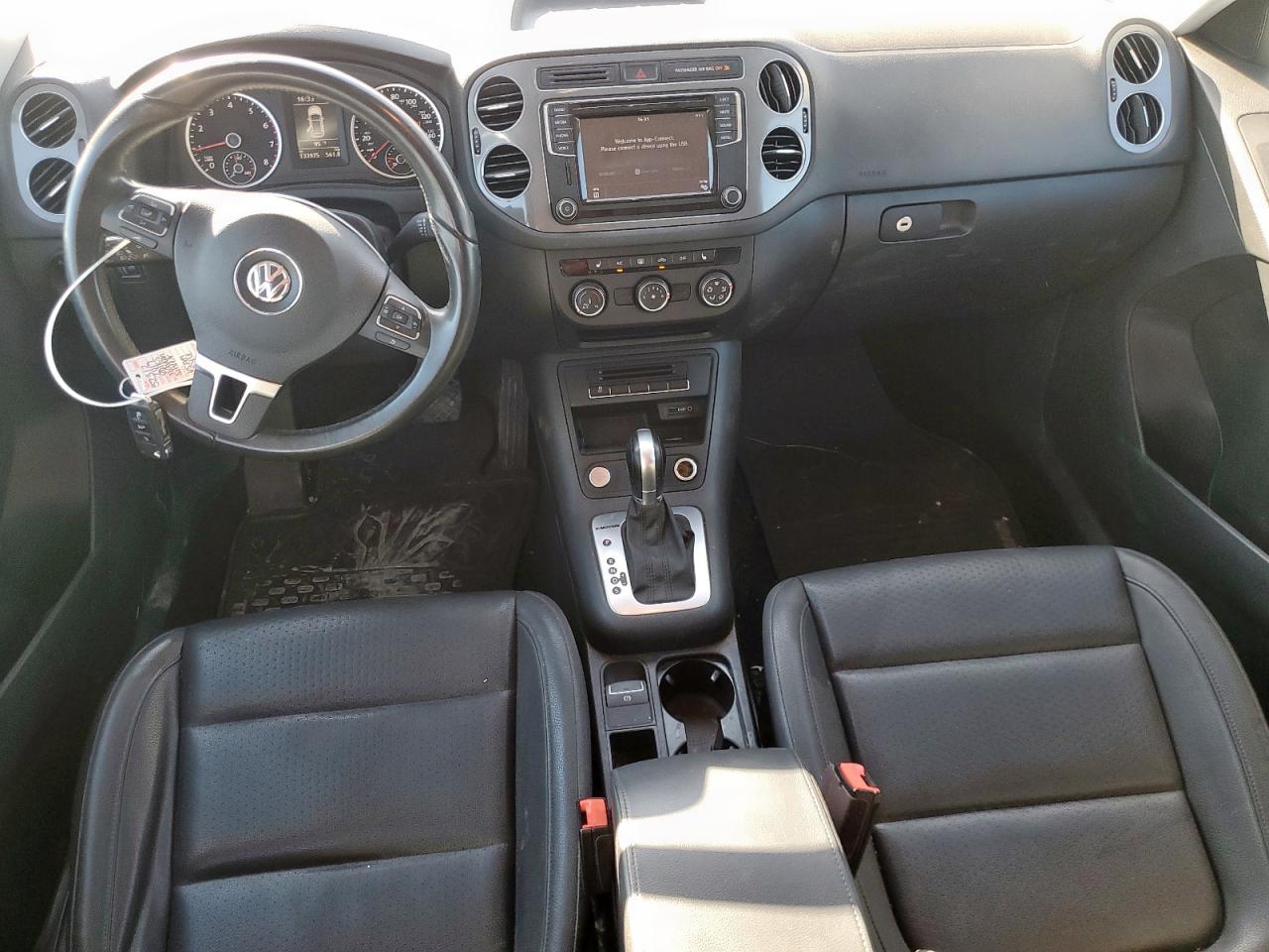 2017 Volkswagen Tiguan S VIN: WVGBV7AX3HK023234 Lot: 85931625