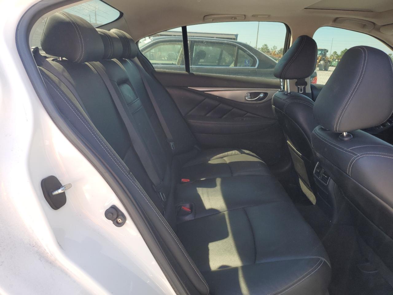 2014 Infiniti Q50 Base VIN: JN1BV7APXEM674366 Lot: 82452355