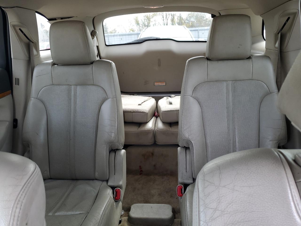 2010 Lincoln Mkt VIN: 2LMHJ5FR8ABJ10748 Lot: 90253625