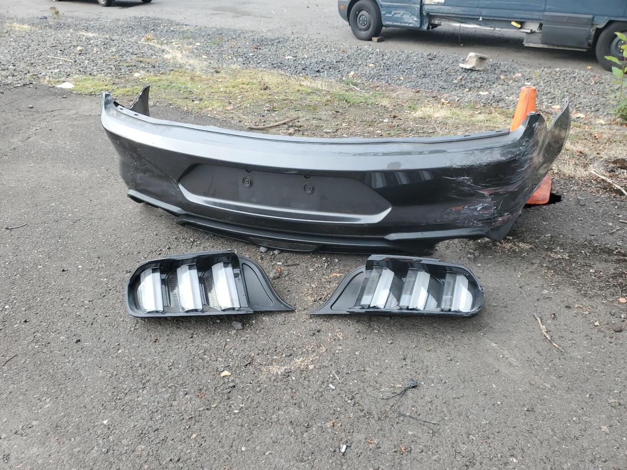 2019 Ford Mustang VIN: 1FA6P8THXK5112404 Lot: 82405155