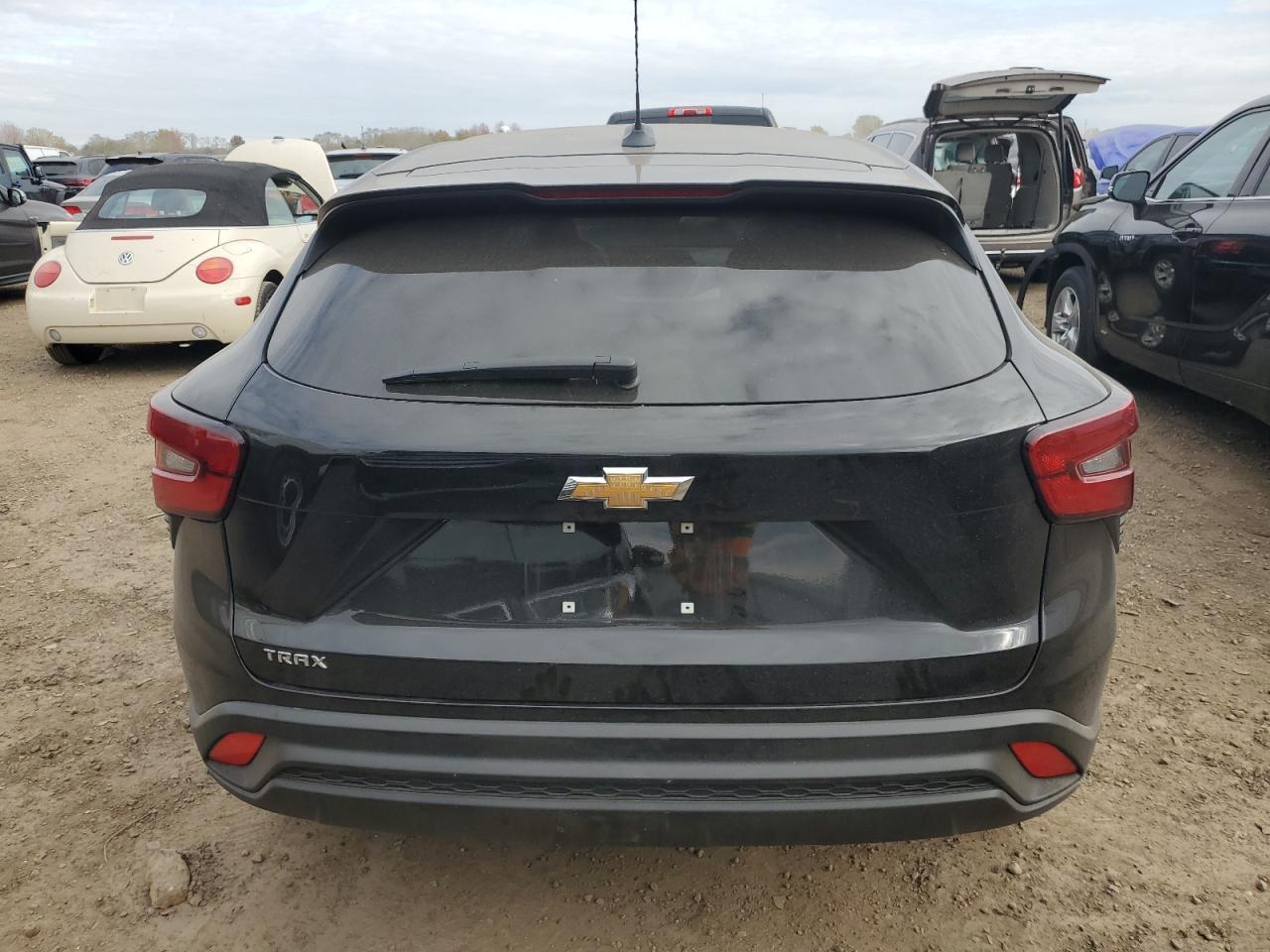 2025 Chevrolet Trax Ls VIN: KL77LFEP6SC143290 Lot: 90814605
