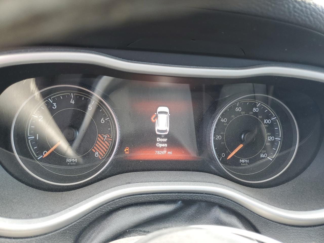 2015 Jeep Cherokee Trailhawk VIN: 1C4PJMBS3FW686042 Lot: 84766785