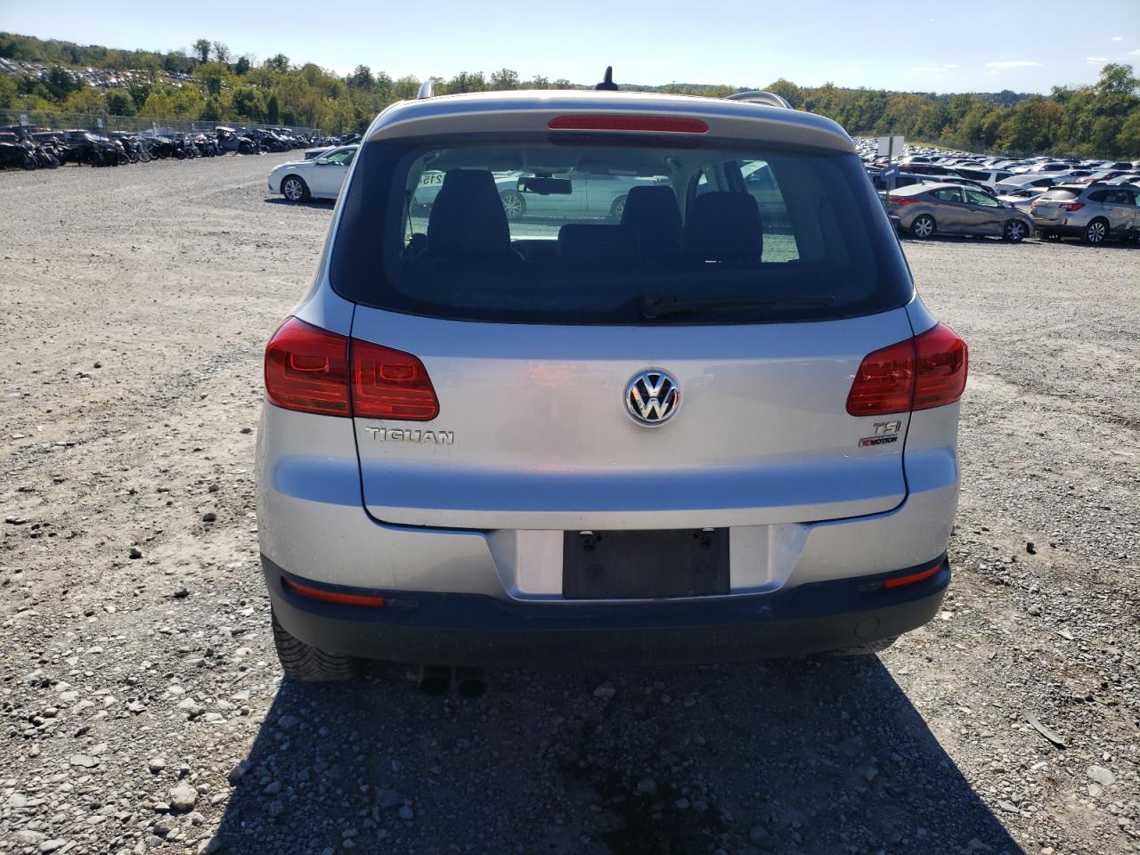 2017 Volkswagen Tiguan S VIN: WVGBV7AX8HK000399 Lot: 85761215