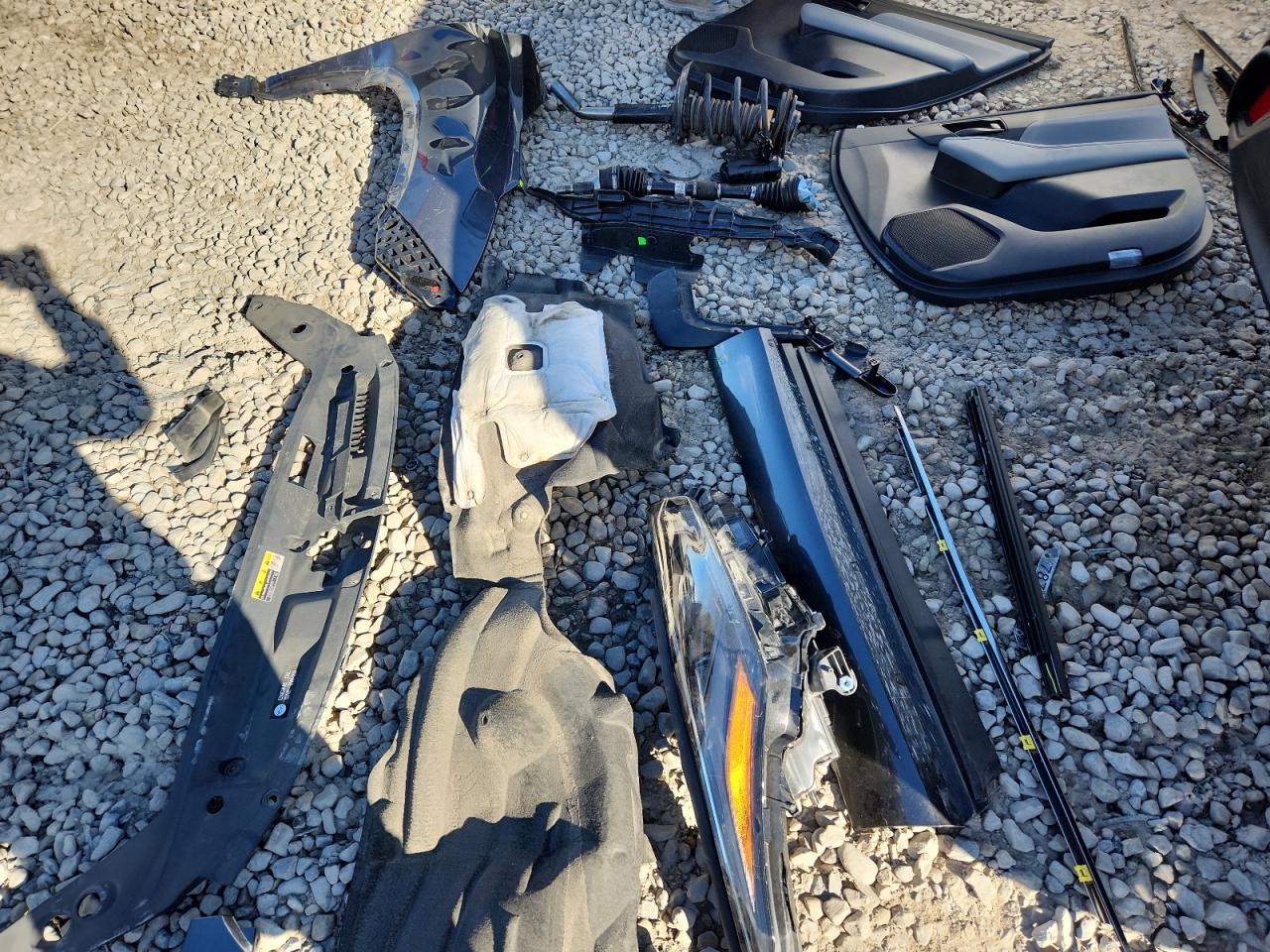 2023 Toyota Highlander L VIN: 5TDKDRBH3PS527946 Lot: 82400835