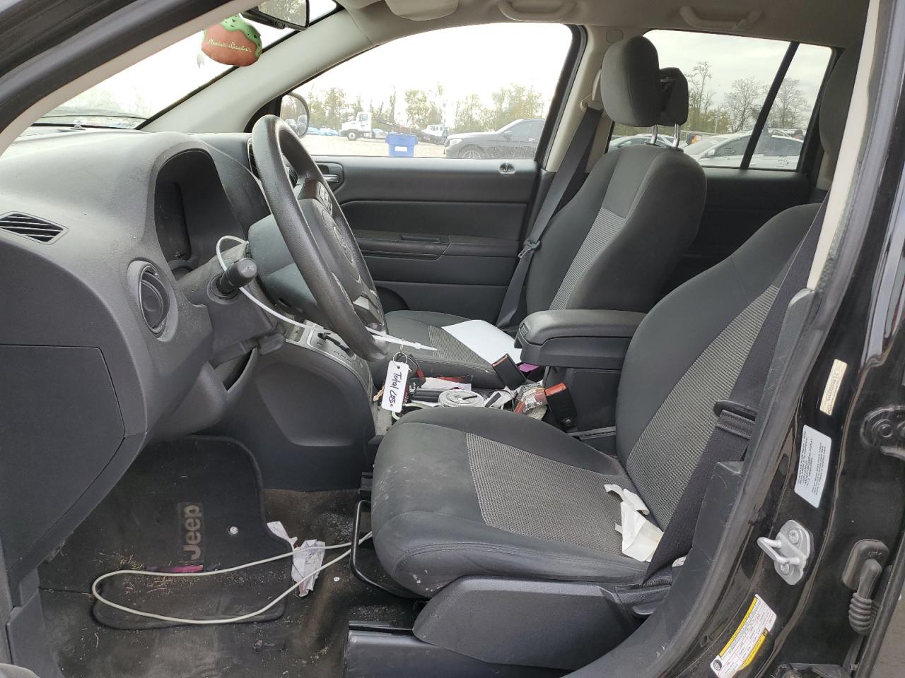 2016 Jeep Compass Sport VIN: 1C4NJDBB0GD687010 Lot: 90226195