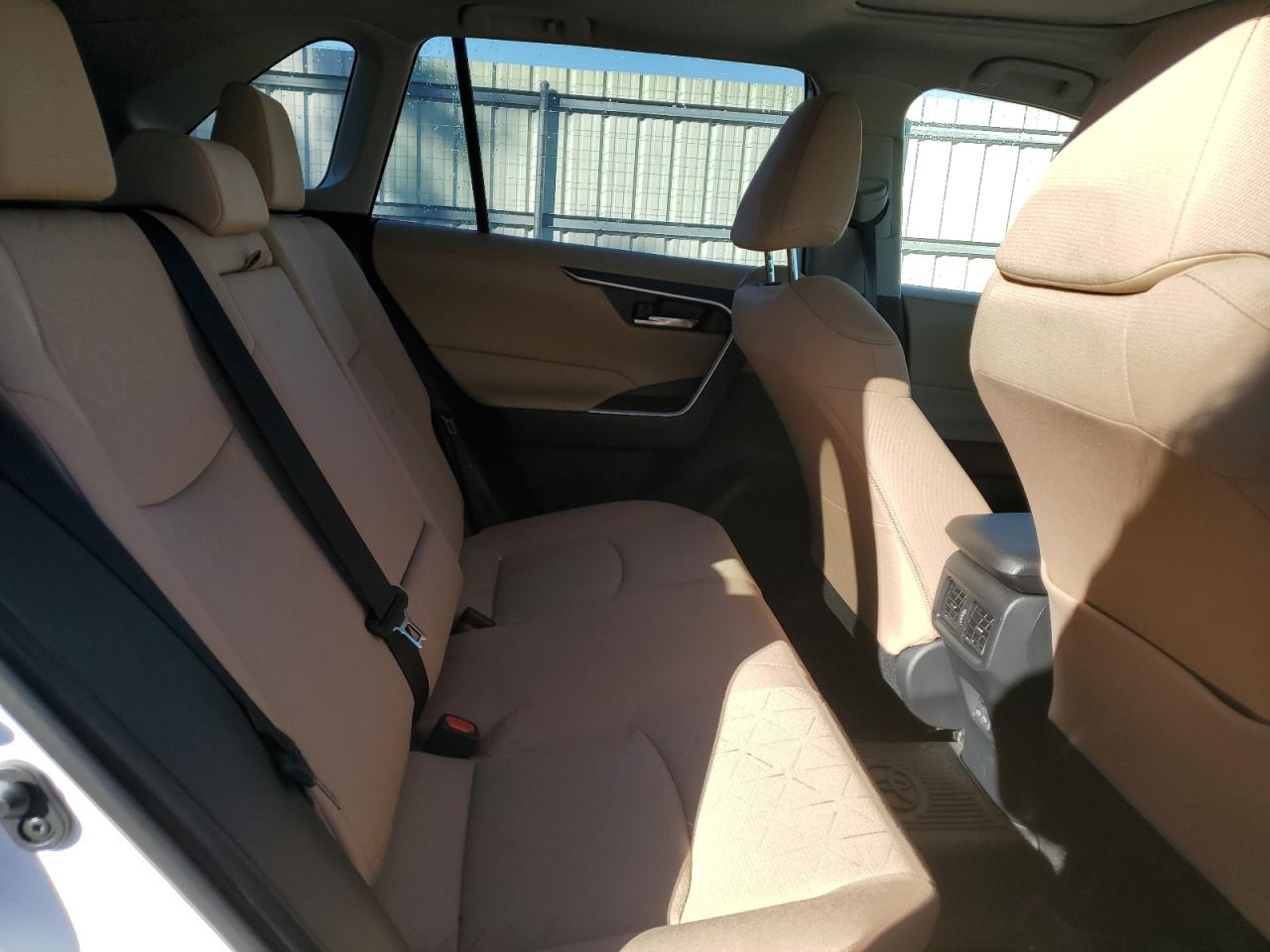 2023 Toyota Rav4 Xle VIN: JTMRWRFV0PD184968 Lot: 82388235