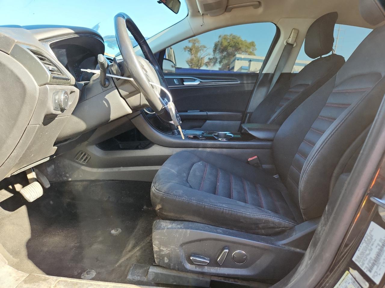 2015 Ford Fusion Se VIN: 3FA6P0H91FR164431 Lot: 81864355