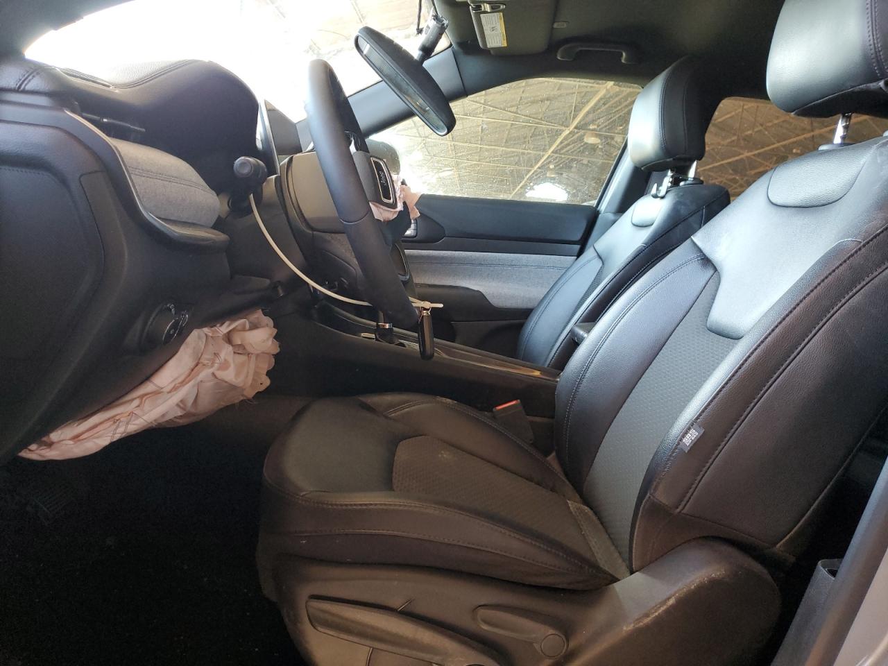 2024 Jeep Compass Latitude VIN: 3C4NJDBN0RT597606 Lot: 90400725