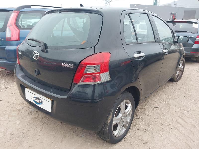 2011 TOYOTA YARIS 1.33 VVT-I TR 5DR [6]