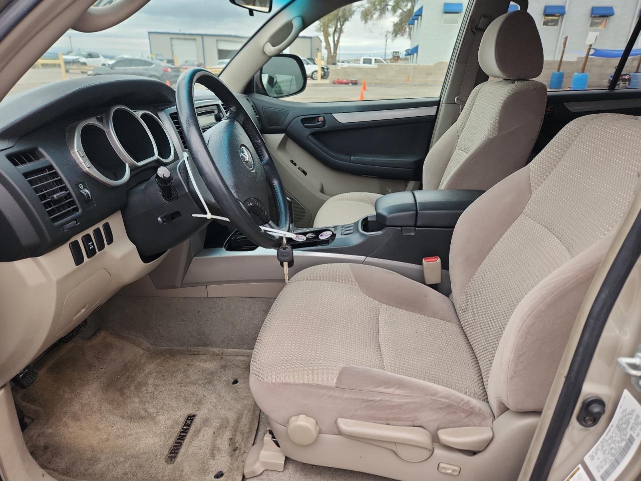 2004 Toyota 4Runner Sr5 VIN: JTEBU14R840029548 Lot: 84065725