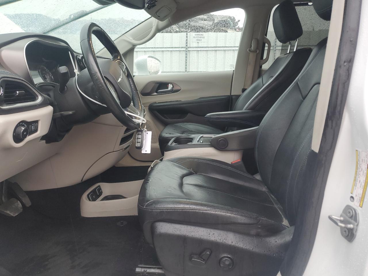 2021 Chrysler Pacifica Touring L VIN: 2C4RC1BG9MR574431 Lot: 82447795