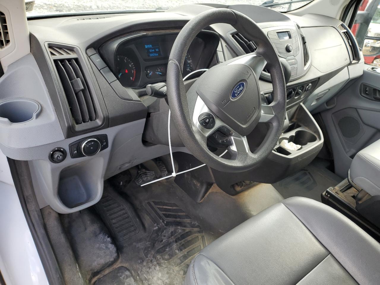 2016 Ford Transit Box Truck VIN: 1FDRS9PM7GKB26090 Lot: 87270085