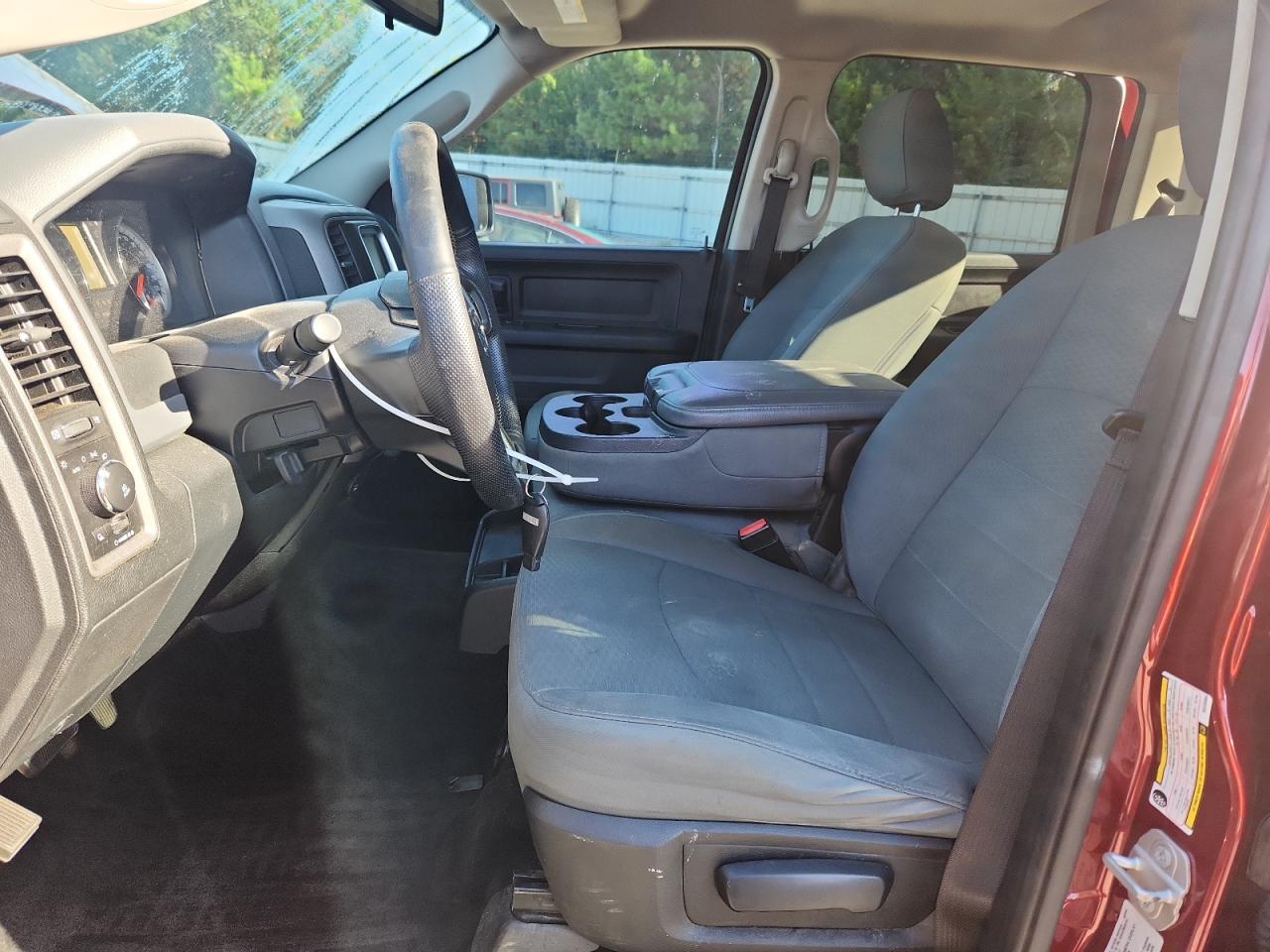 2016 Ram 1500 St VIN: 3C6RR6KT3GG225064 Lot: 84223805