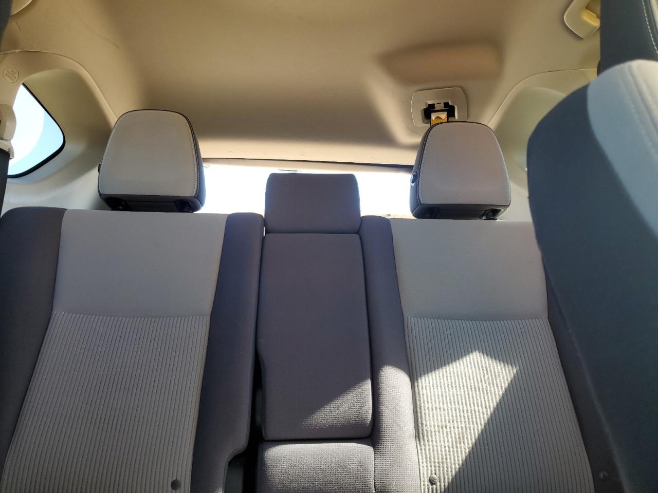 2015 Toyota Rav4 Xle VIN: JTMRFREV3FD128619 Lot: 84439445