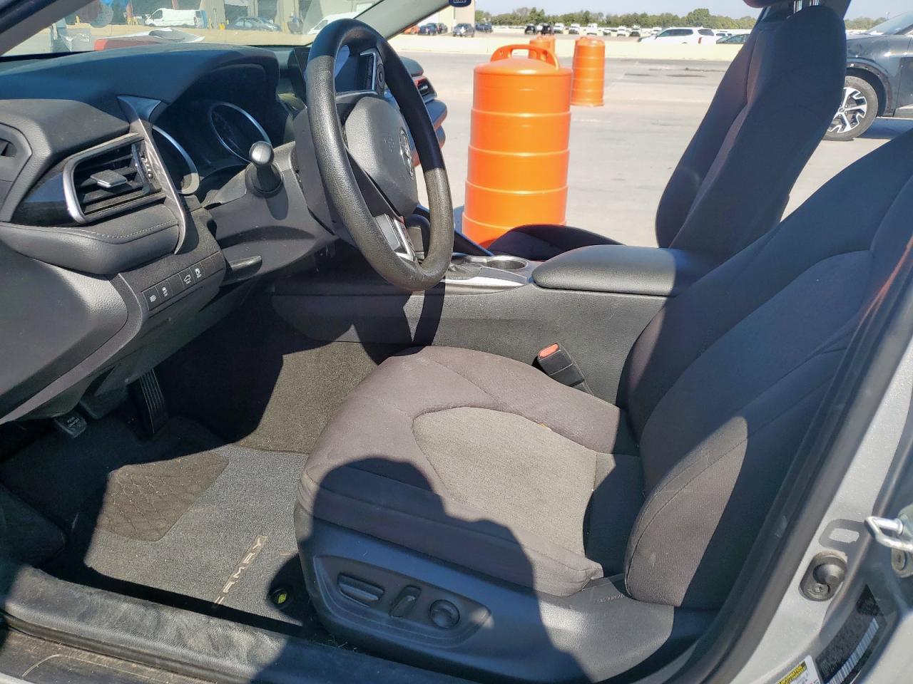 2021 Toyota Camry Le VIN: 4T1C11AK4MU429085 Lot: 83854065